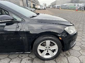 Volkswagen Golf 1.2 TSI Highline picture 10