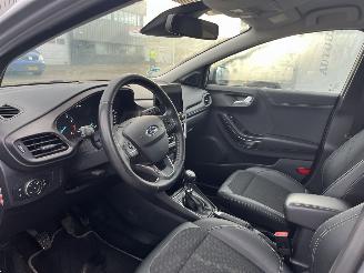 Ford Puma 1.0 EcoBoost Hybrid Titanium X picture 15