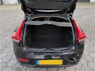 Volvo V-40 1.6 D2 R-Design picture 13