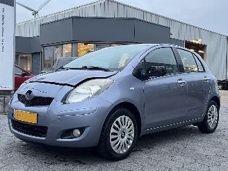 Damaged car Toyota Yaris 1.3 VVTi Aspiration 2011/5