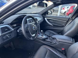 BMW 3-serie Touring 320i Luxury Edition picture 11