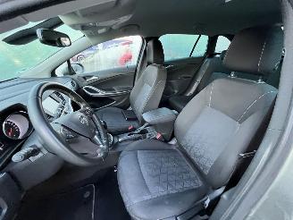 Opel Astra Sports Tourer 1.0 Turbo 120 Jaar Edition picture 13