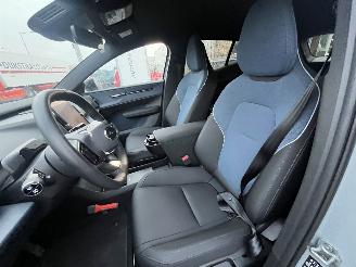 Volvo EX30 Single Motor Plus 51 kWh picture 18