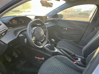 Peugeot 208 1.2 PureTech Active picture 11