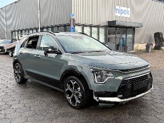 Kia Niro 1.6 GDi Hybrid ExecutiveLine picture 3