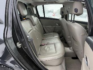 Renault Clio 1.6-16V INITIALE PARIS  PANO picture 15