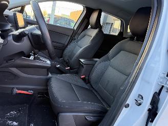 Renault Captur 1.6 E-Tech Hybrid 145 Zen picture 14