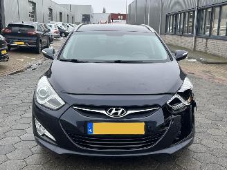 Hyundai I-40 Wagon 1.6 GDI Blue Business Edition picture 2