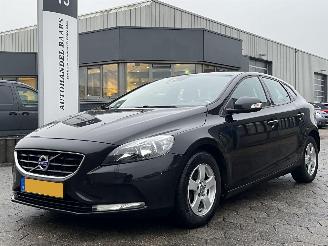 Auto incidentate Volvo V-40 1.6 D2 Summum 2015/1