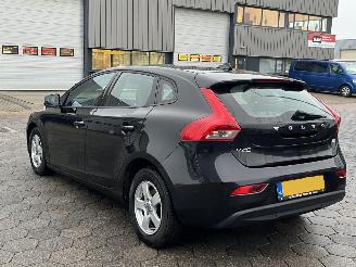 Volvo V-40 1.6 D2 Summum picture 6