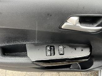 Kia Picanto 1.0 DPi ComfortLine picture 16