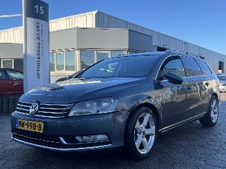 Coche accidentado Volkswagen Passat Variant 1.8 TSI Highline 2010/12