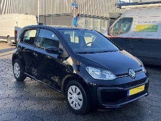 Volkswagen Up! 1.0 BMT move up! picture 3