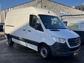 Mercedes Sprinter 314 2.2 CDI L2H2 DC EURO VI-D picture 3