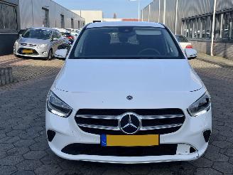 Mercedes B-klasse 200d AUTOMAAT picture 2