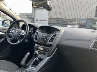 Ford Focus Wagon 1.0 EcoBoost Titanium picture 9