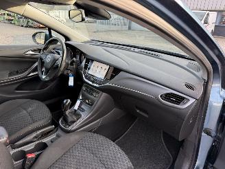 Opel Astra Sports Tourer 1.6 CDTI Innovation picture 16