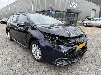Vaurioauto  passenger cars Toyota Corolla Touring Sports Hybrid 140 Active 2024/6