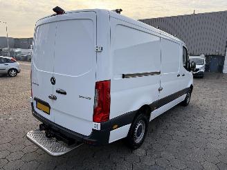 Mercedes Sprinter 314 2.2 CDI L2H2 DC EURO VI-D picture 4