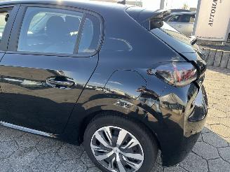 Peugeot 208 1.5 BlueHDi picture 8