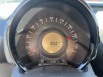 Peugeot 108 1.0 e-VTi Active picture 17