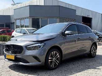 Damaged car Mercedes B-klasse 250 e Star Edition AMG Line Plus 2025/1