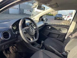 Volkswagen Up! 1.0 BMT high up! picture 13