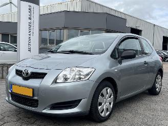 Auto incidentate Toyota Auris 1.3 Access 2010/1