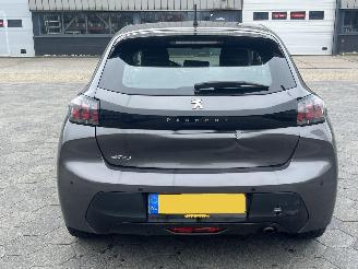 Peugeot 208 1.2 PureTech Active picture 5
