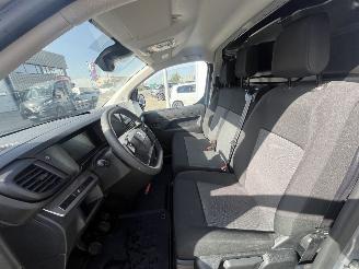 Opel Vivaro 2.0 Diesel 145 L2 picture 13