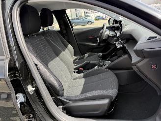 Peugeot 208 1.2 PureTech Active picture 14