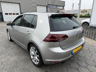 Volkswagen Golf  picture 6