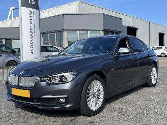 Avarii autoturisme BMW 3-serie 320i Edition Luxury Line Purity Executive 2018/3