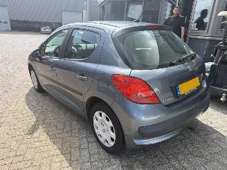 Peugeot 207 1.4 VTi Cool \'n Blue picture 7