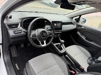 Mitsubishi Colt 1.0T MT Intense picture 15