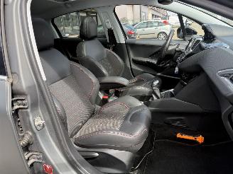 Peugeot 208 1.2 PureTech GT-line picture 14
