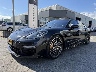 uszkodzony samochody osobowe Porsche Panamera 4 E-HYBRID 2023/4