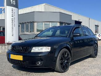 damaged passenger cars Audi A4 Avant 3.0 quattro Pro Line 2003/10