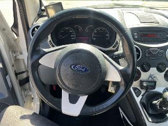 Ford Ka 1.2 Titanium X picture 12