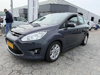 uszkodzony samochody osobowe Ford C-Max 1.0 Titanium 2013/7
