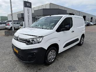 damaged commercial vehicles Citroën Berlingo 1.2 PureTech Control 2022/5