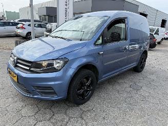 damaged commercial vehicles Volkswagen Caddy 1.6 TDI L1H1 Comfortline 2016/12