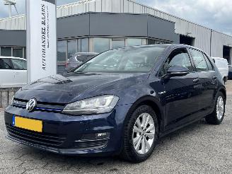 krockskadad bil auto Volkswagen Golf 1.0 TSI Connected Series 2016/12