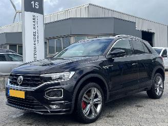 damaged passenger cars Volkswagen T-Roc 1.5 TSI Sport Business R AUTOMAAT 2020/5