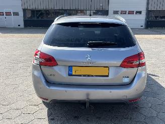 Peugeot 308 SW 1.6 BlueHDI Blue Lease Executive Pack picture 5