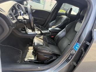 Volvo V-40 2.0 D2 R-Design Business picture 11