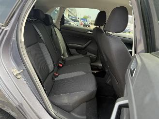 Volkswagen Polo 1.0 TSI Life picture 12