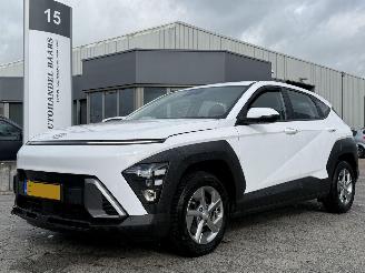 damaged passenger cars Hyundai Kona 1.6 GDI HEV Comfort 2024/1