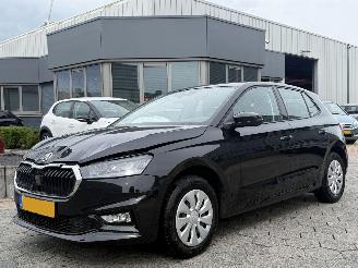 Vaurioauto  passenger cars Skoda Fabia 1.0 TSI Selection 2024/3