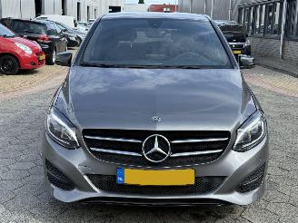 Mercedes B-klasse B180 AMG AUTOMAAT Ambition picture 2